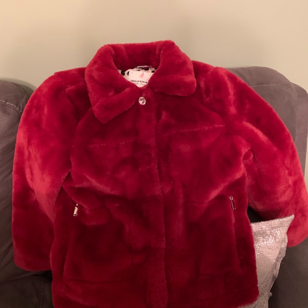 Girls faux fur coat